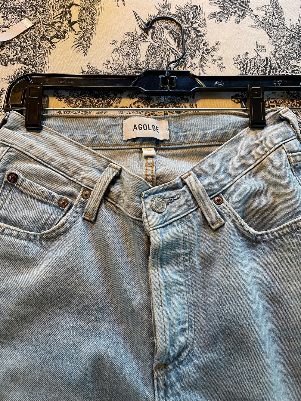 Agolde V-CUT soft jeans. - Picture 3 of 7